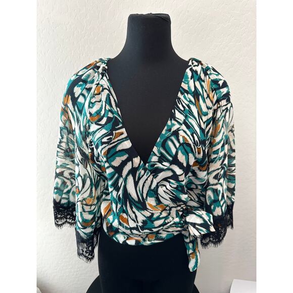 ANTHROPOLOGIE | Black Teal Boho Print Flutter Sleeve V-Neck Lace Trim Top |Small - Picture 2 of 9